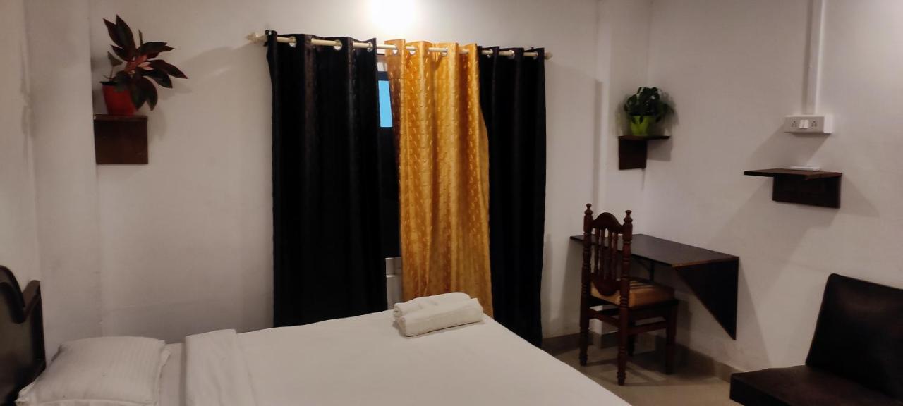 ホテル Vedha Ayurvedic Panchakarma Treatment Centre アーラップーザ県 エクステリア 写真