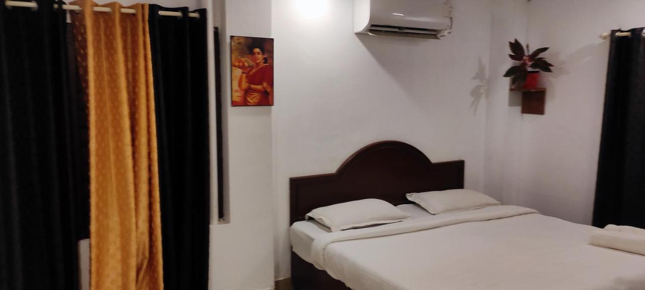 ホテル Vedha Ayurvedic Panchakarma Treatment Centre アーラップーザ県 エクステリア 写真